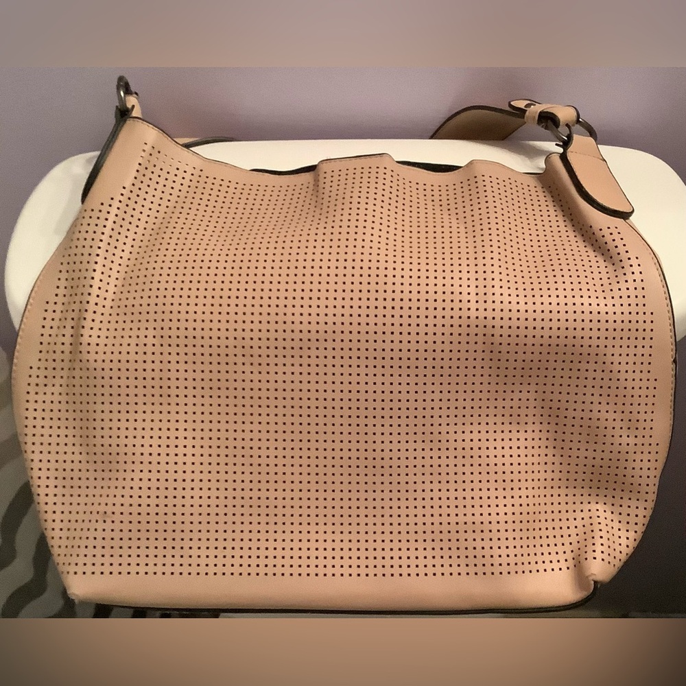 EUC Leather LULU Dharma Purse